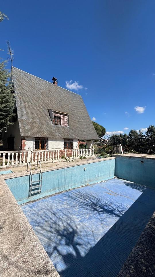 Casa / Chalet en venta en El Casar de 115 m2